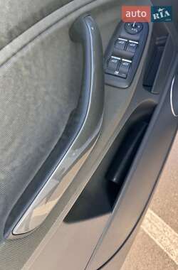 Внедорожник / Кроссовер Ford Kuga 2010 в 