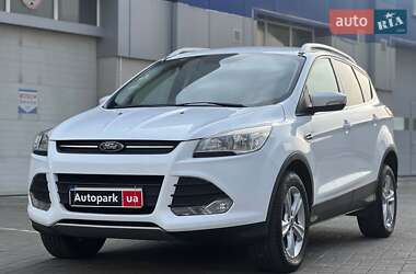 Внедорожник / Кроссовер Ford Kuga 2013 в 