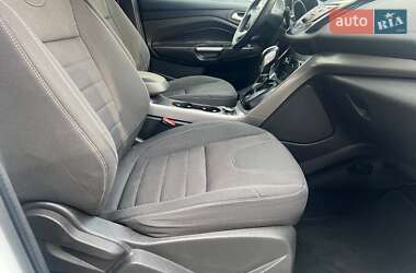 Внедорожник / Кроссовер Ford Kuga 2013 в 