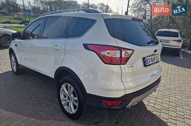 Внедорожник / Кроссовер Ford Kuga 2017 в 