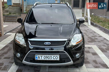 Внедорожник / Кроссовер Ford Kuga 2009 в 