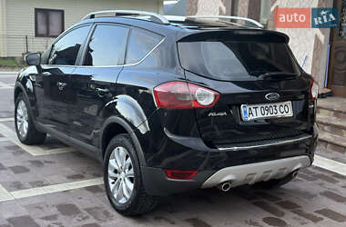 Внедорожник / Кроссовер Ford Kuga 2009 в 