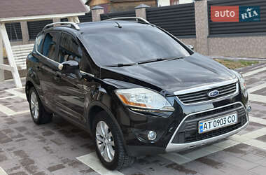 Внедорожник / Кроссовер Ford Kuga 2009 в 
