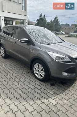 Внедорожник / Кроссовер Ford Kuga 2014 в 
