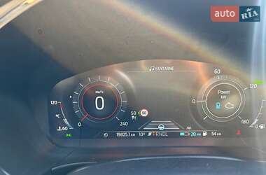 Внедорожник / Кроссовер Ford Kuga 2020 в 