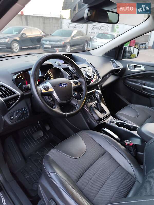 Внедорожник / Кроссовер Ford Kuga 2014 в Чернигове