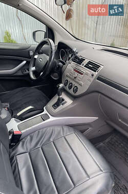 Позашляховик / Кросовер Ford Kuga 2010 в 