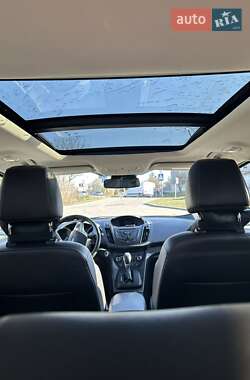 Внедорожник / Кроссовер Ford Kuga 2013 в 