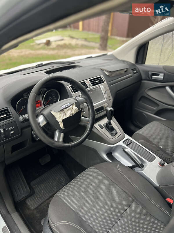 Позашляховик / Кросовер Ford Kuga 2012 в Києві