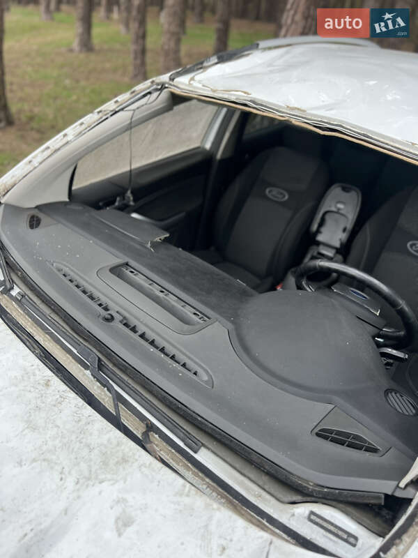 Позашляховик / Кросовер Ford Kuga 2012 в Києві