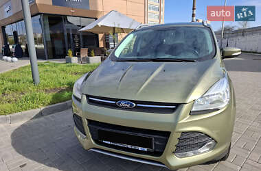 Позашляховик / Кросовер Ford Kuga 2013 в Києві