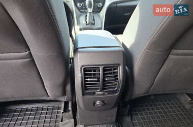 Внедорожник / Кроссовер Ford Kuga 2013 в 