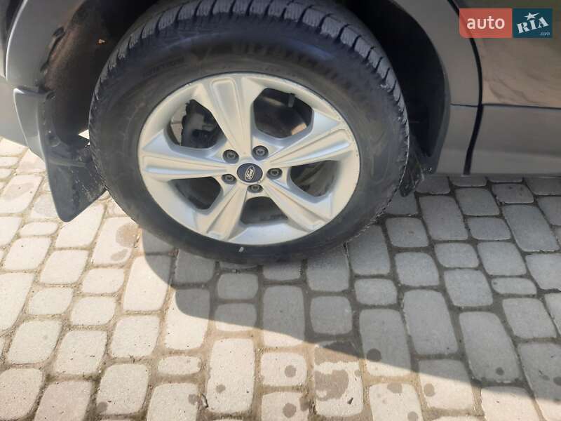 Внедорожник / Кроссовер Ford Kuga 2013 в Чорткове