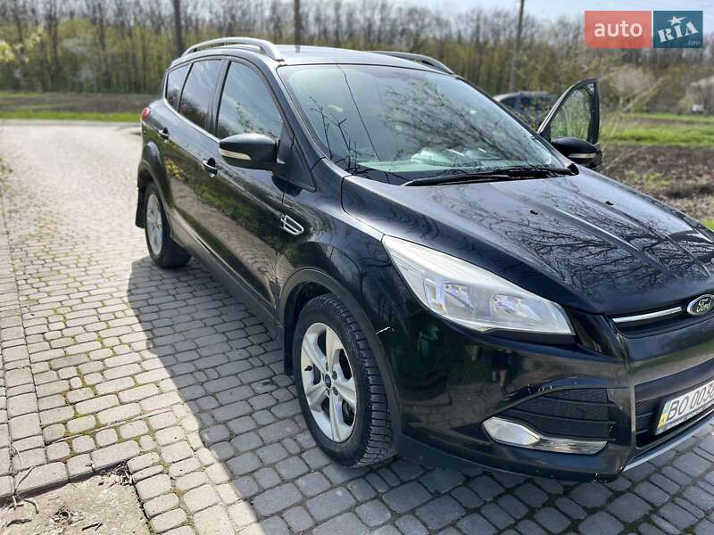Внедорожник / Кроссовер Ford Kuga 2013 в Чорткове