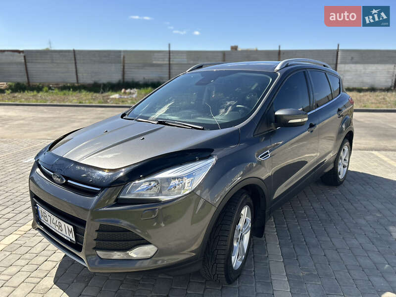 Внедорожник / Кроссовер Ford Kuga 2016 в Виннице