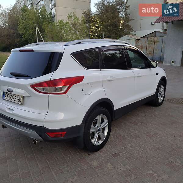 Внедорожник / Кроссовер Ford Kuga 2015 в Харькове фото 4 Внедорожник / Кроссовер Ford Kuga 2015 в Харькове