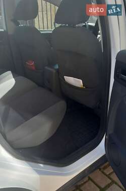 Внедорожник / Кроссовер Ford Kuga 2012 в 