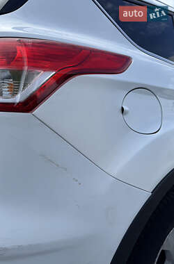 Внедорожник / Кроссовер Ford Kuga 2013 в 