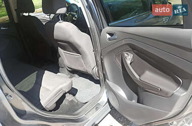 Внедорожник / Кроссовер Ford Kuga 2013 в 