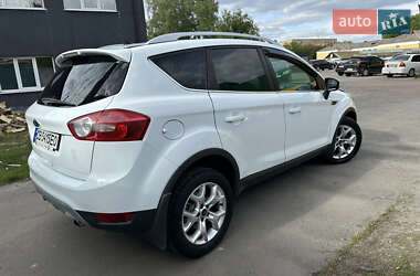 Позашляховик / Кросовер Ford Kuga 2011 в 