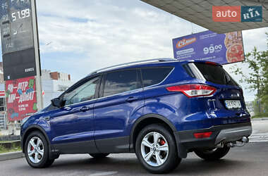Позашляховик / Кросовер Ford Kuga 2013 в 