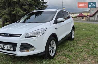 Позашляховик / Кросовер Ford Kuga 2015 в Павлограді