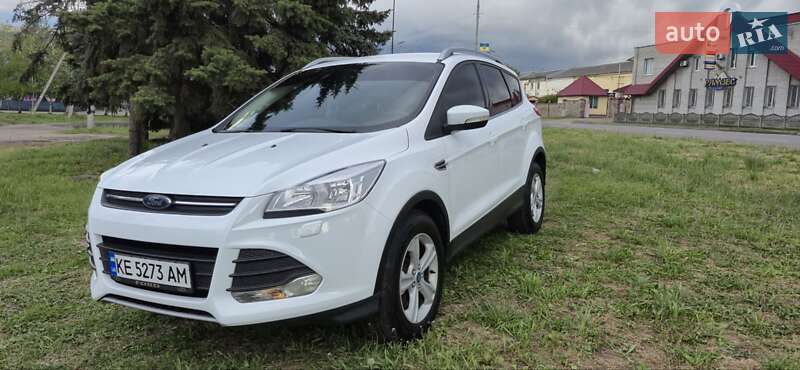 Ford Kuga 2015