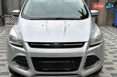 Внедорожник / Кроссовер Ford Kuga 2015 в 
