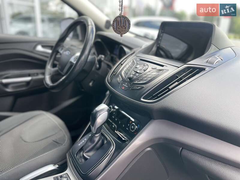 Позашляховик / Кросовер Ford Kuga 2013 в Тернополі