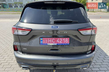 Внедорожник / Кроссовер Ford Kuga 2020 в 