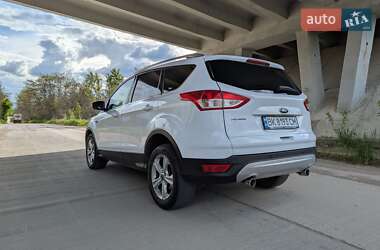 Внедорожник / Кроссовер Ford Kuga 2013 в 