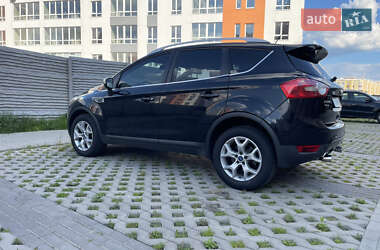 Внедорожник / Кроссовер Ford Kuga 2011 в 