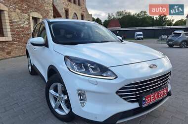 Внедорожник / Кроссовер Ford Kuga 2021 в Бережанах