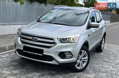Позашляховик / Кросовер Ford Kuga 2016 в Мукачевому