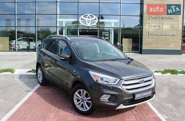 Позашляховик / Кросовер Ford Kuga 2016 в Черкасах