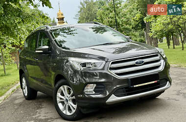 Позашляховик / Кросовер Ford Kuga 2019 в Києві