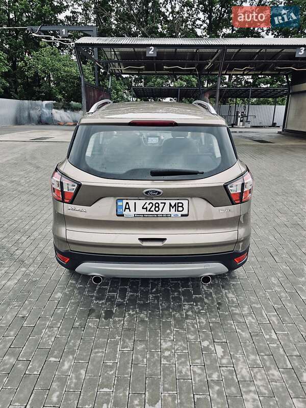 Внедорожник / Кроссовер Ford Kuga 2019 в Белой Церкви