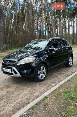 Внедорожник / Кроссовер Ford Kuga 2010 в 