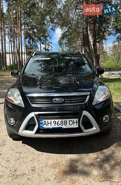 Внедорожник / Кроссовер Ford Kuga 2010 в 