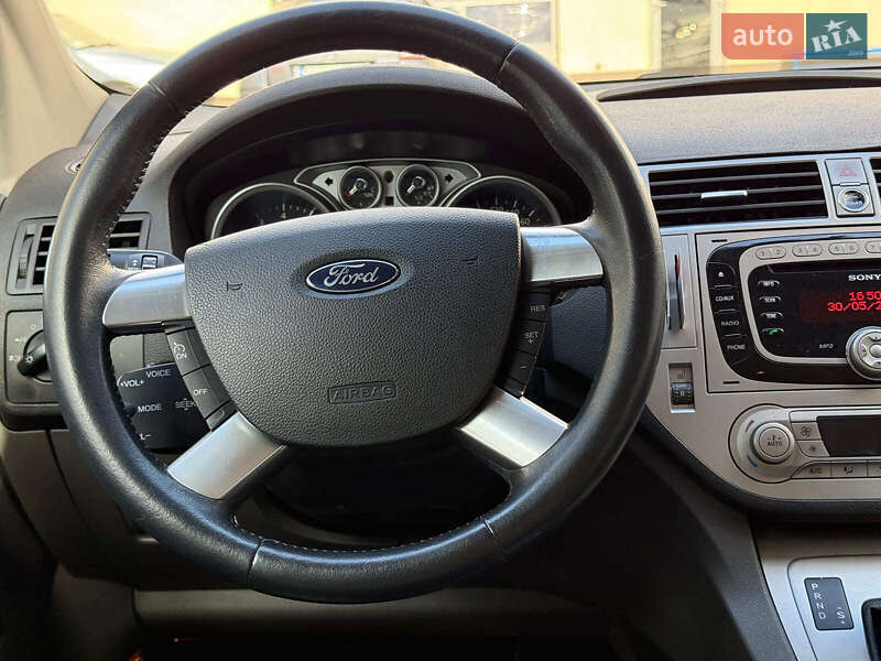 Внедорожник / Кроссовер Ford Kuga 2011 в Одессе