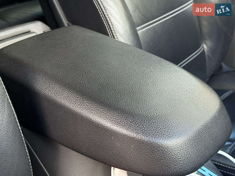 Внедорожник / Кроссовер Ford Kuga 2011 в Одессе