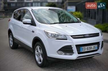 Внедорожник / Кроссовер Ford Kuga 2016 в Виннице