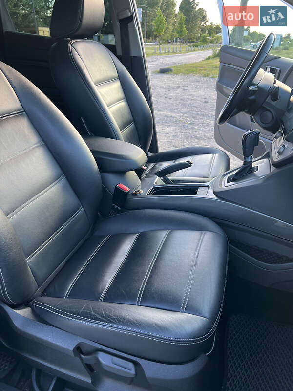 Внедорожник / Кроссовер Ford Kuga 2011 в Киеве