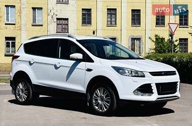 Внедорожник / Кроссовер Ford Kuga 2013 в 