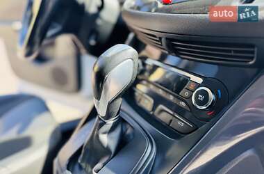 Внедорожник / Кроссовер Ford Kuga 2013 в 