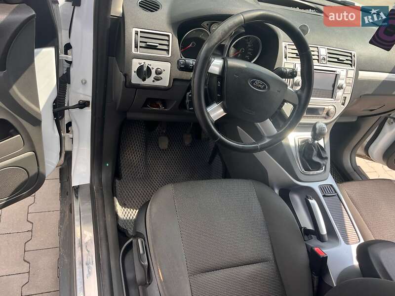 Позашляховик / Кросовер Ford Kuga 2012 в Козятині