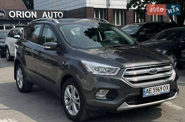 Внедорожник / Кроссовер Ford Kuga 2019 в 
