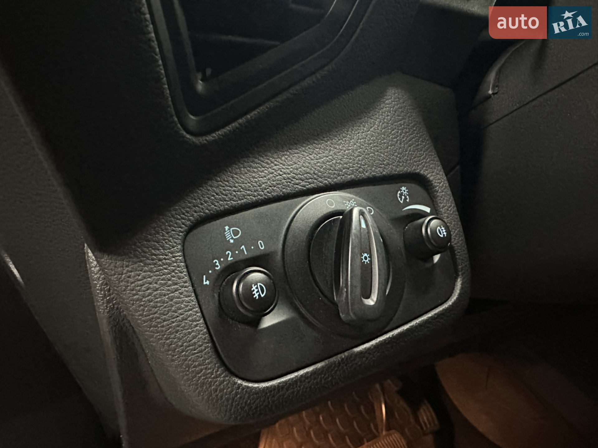 2013 Ford Kuga - мініатюра 16