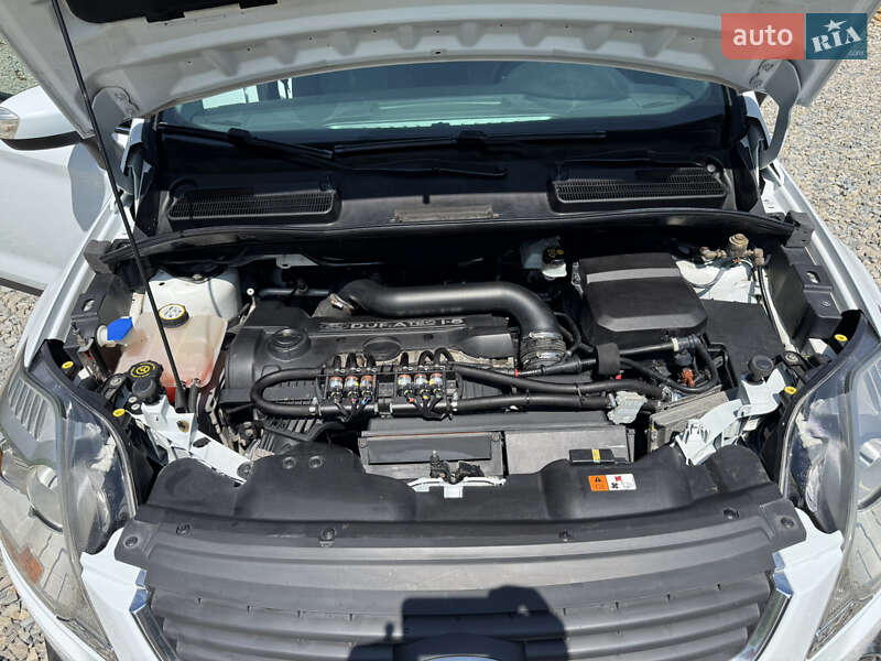 Внедорожник / Кроссовер Ford Kuga 2010 в Надворной