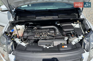 Внедорожник / Кроссовер Ford Kuga 2010 в 